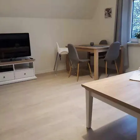 Sonnige 2-zi. In Apartment